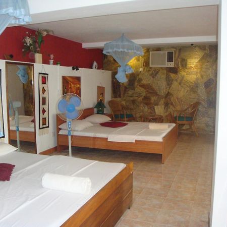 Days Inn Kandy Esterno foto