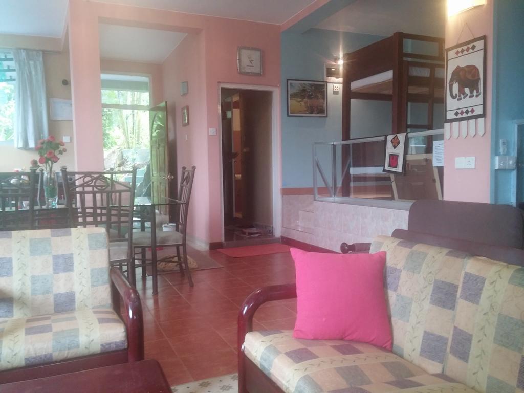 Days Inn Kandy Esterno foto