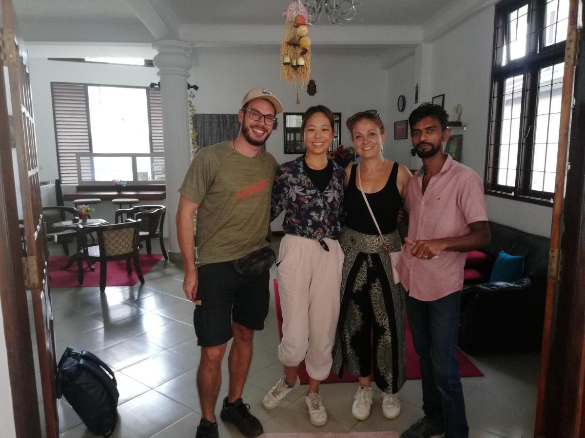 Days Inn Kandy Esterno foto