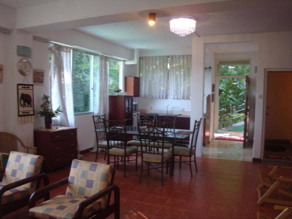Days Inn Kandy Esterno foto