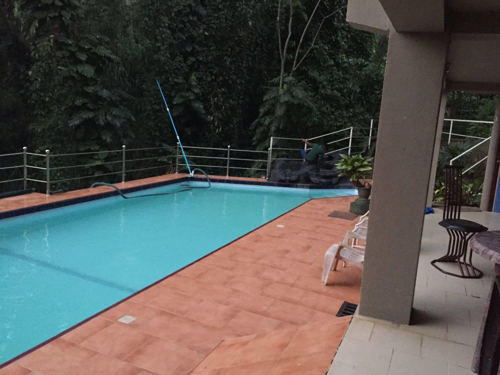 Days Inn Kandy Esterno foto