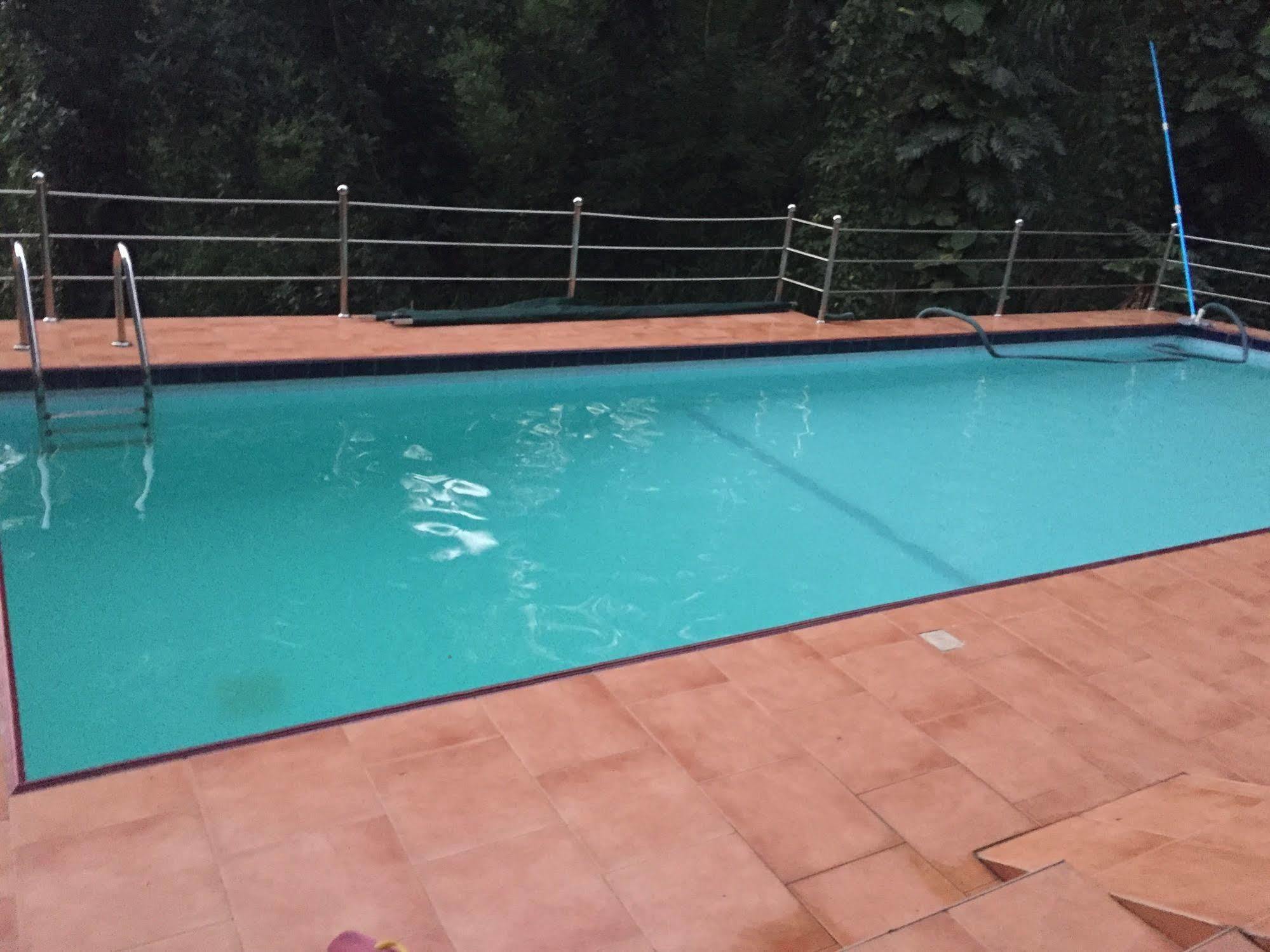 Days Inn Kandy Esterno foto