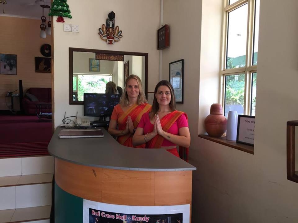 Days Inn Kandy Esterno foto